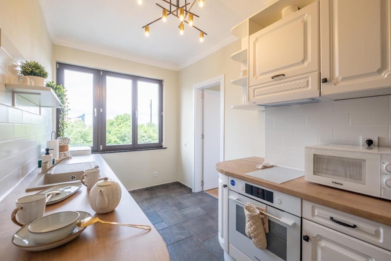 Sunrise 1Bdrm View Apartment Ndk Congress Centre София Екстериор снимка