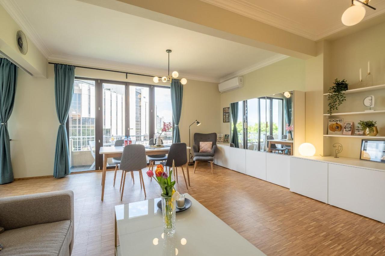 Sunrise 1Bdrm View Apartment Ndk Congress Centre София Екстериор снимка