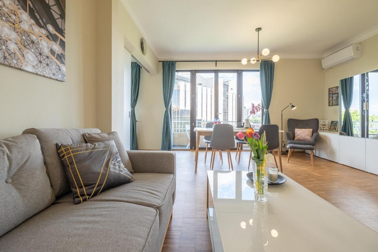 Sunrise 1Bdrm View Apartment Ndk Congress Centre София Екстериор снимка
